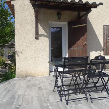 Gite Les Iris La Robine-Sur-Galabre Exterior photo